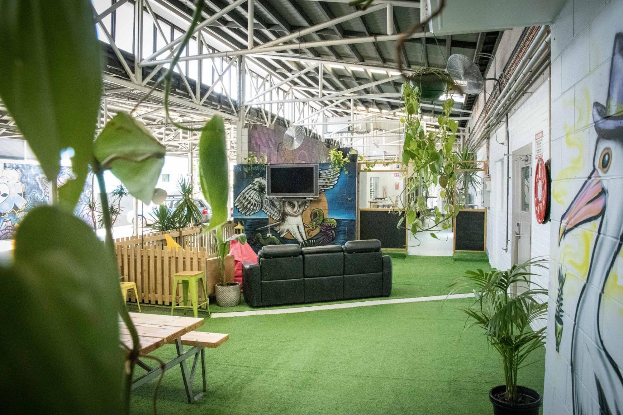 Habitat Backpackers Hostel Brisbane Luaran gambar